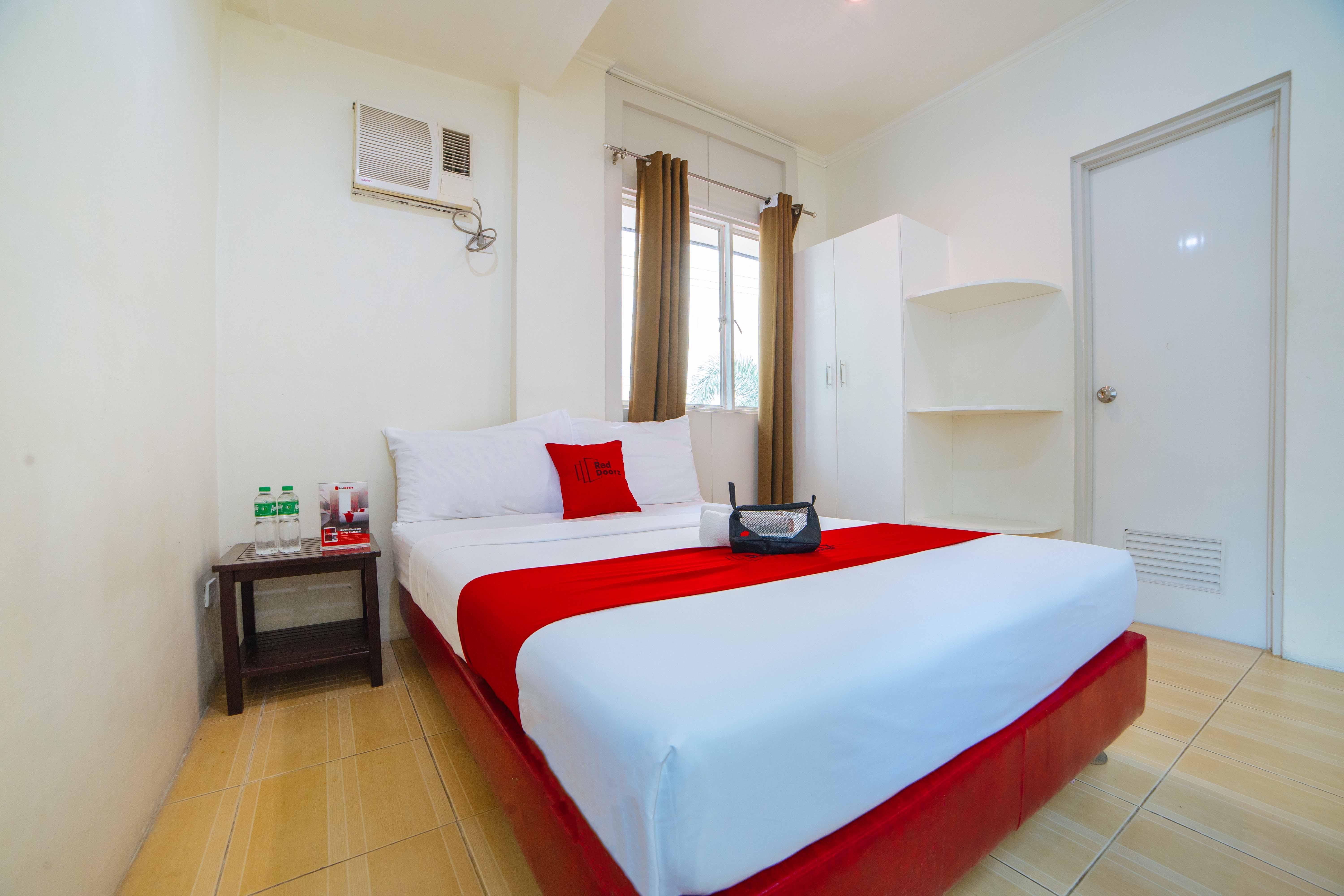 Reddoorz Near Walking Street Angeles City Zewnętrze zdjęcie