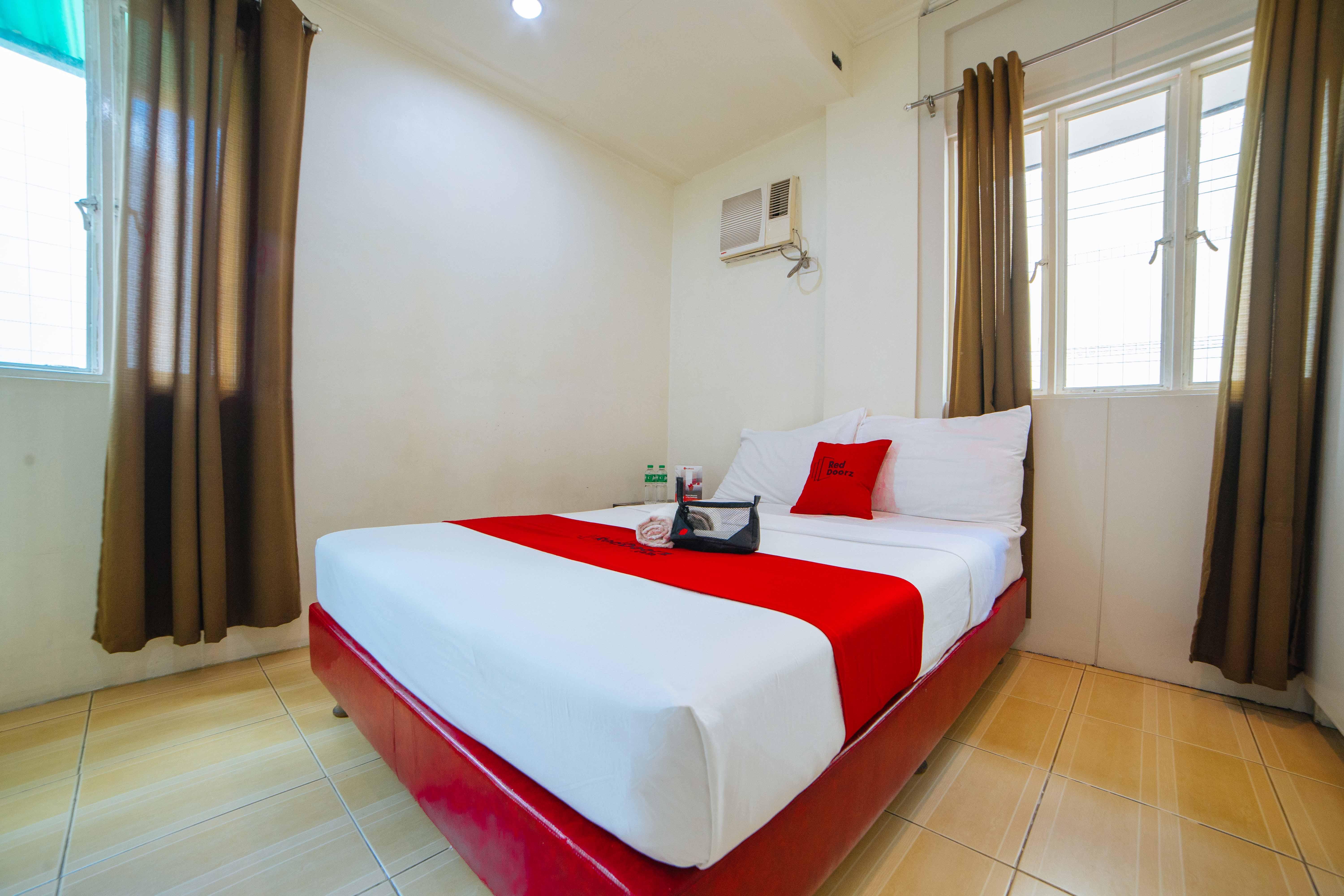 Reddoorz Near Walking Street Angeles City Zewnętrze zdjęcie