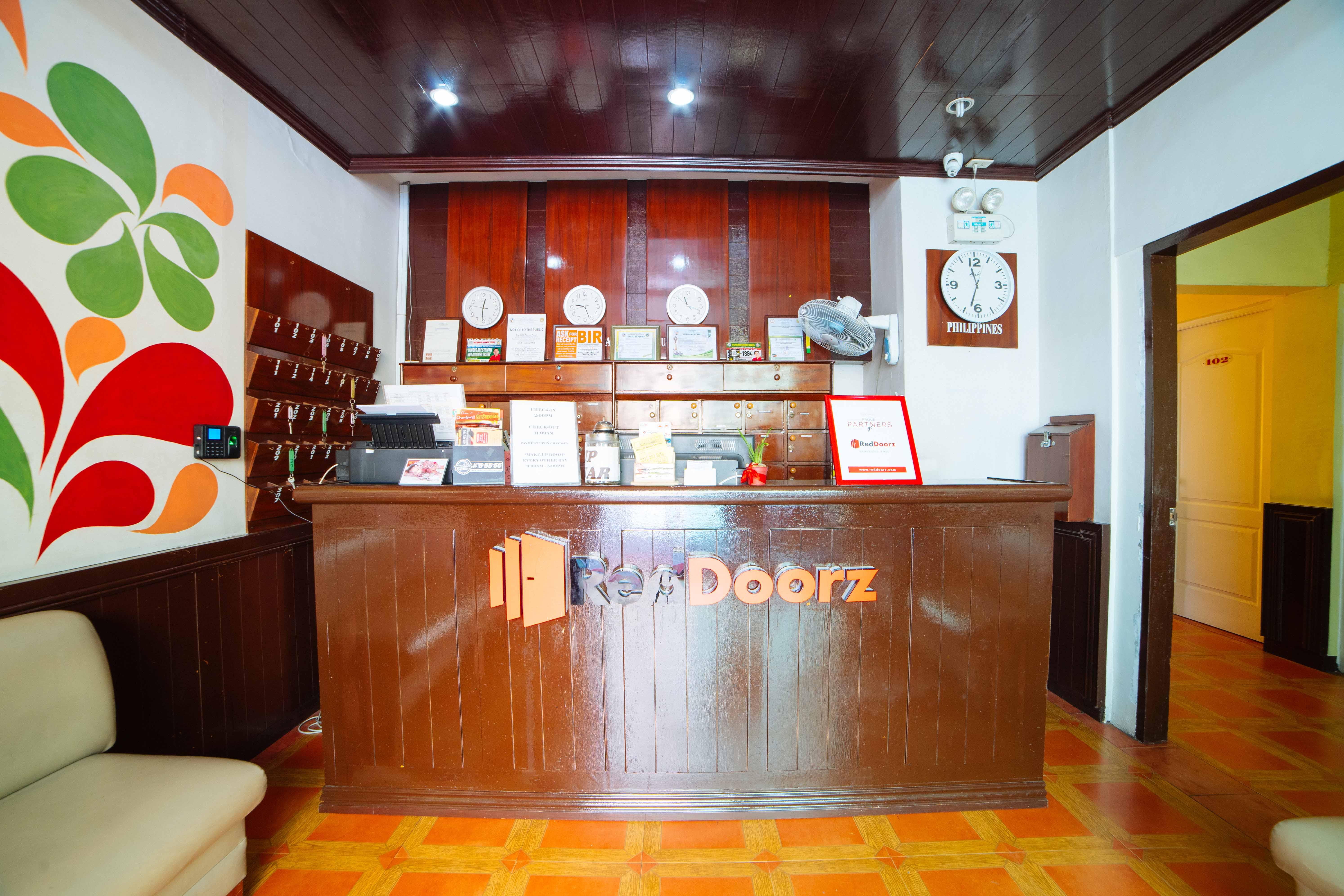 Reddoorz Near Walking Street Angeles City Zewnętrze zdjęcie